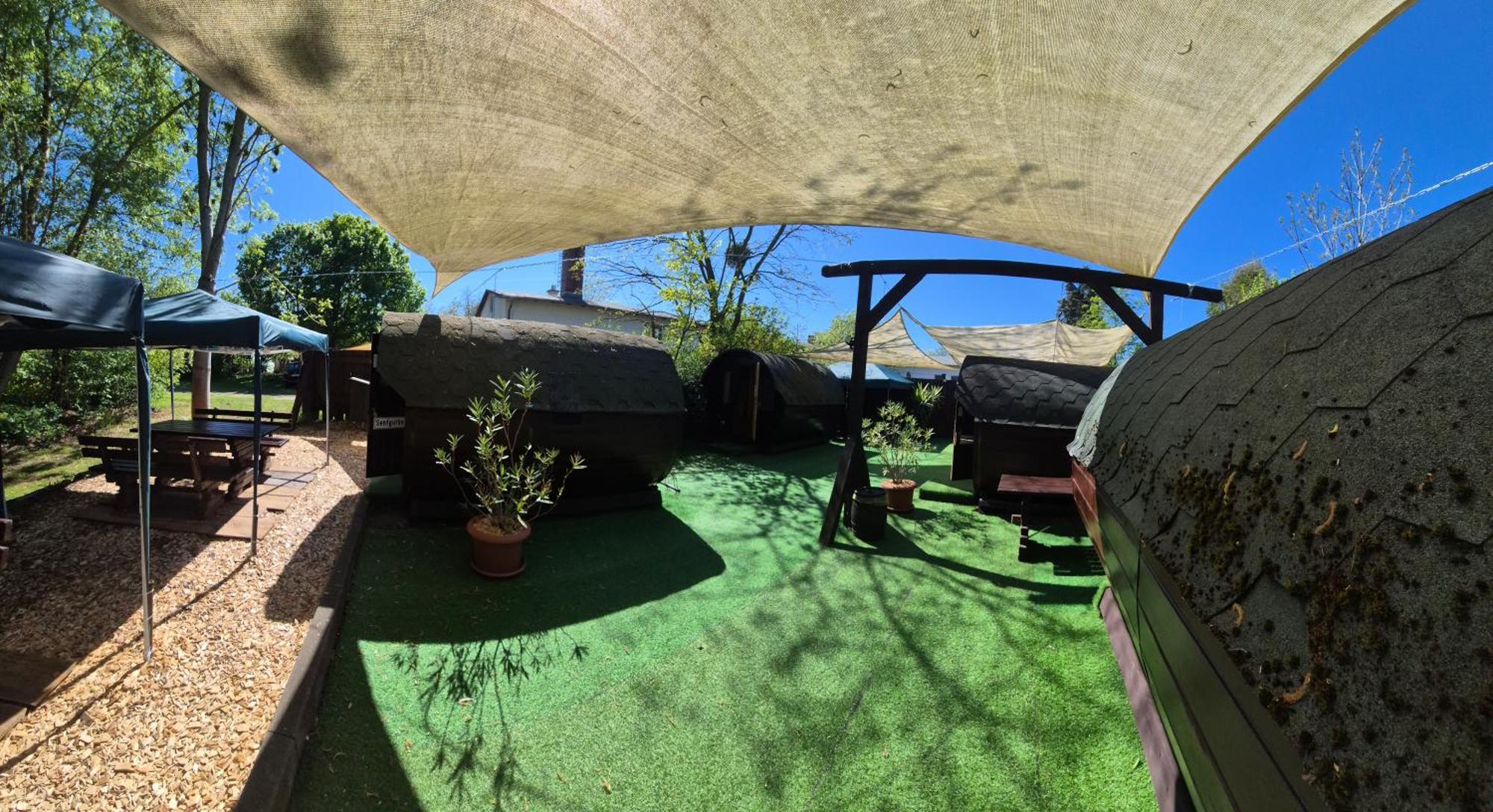 Mini Hotel Uebernachten Im Gurkenfass Lübbenau Dış mekan fotoğraf