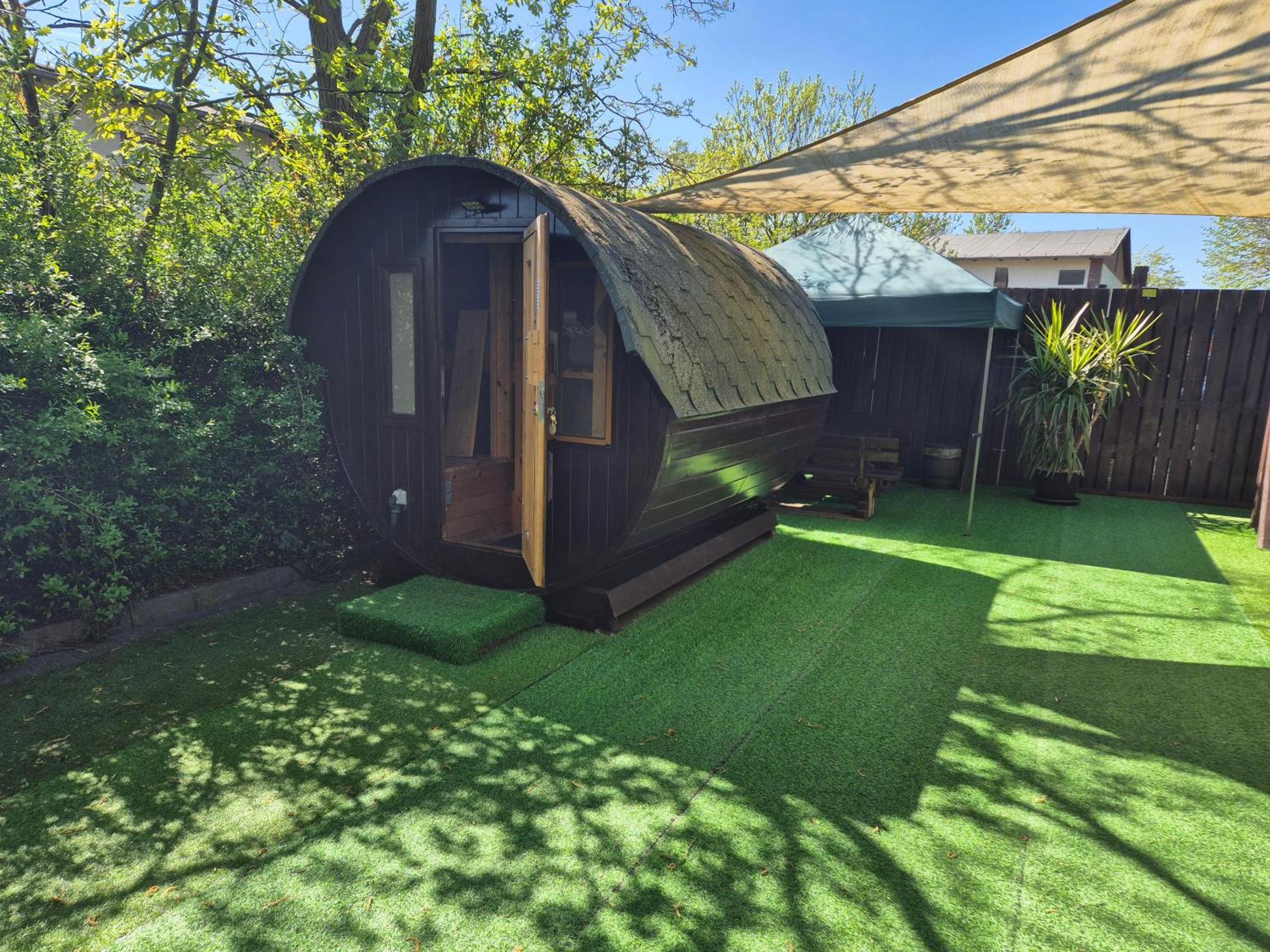Mini Hotel Uebernachten Im Gurkenfass Lübbenau Dış mekan fotoğraf